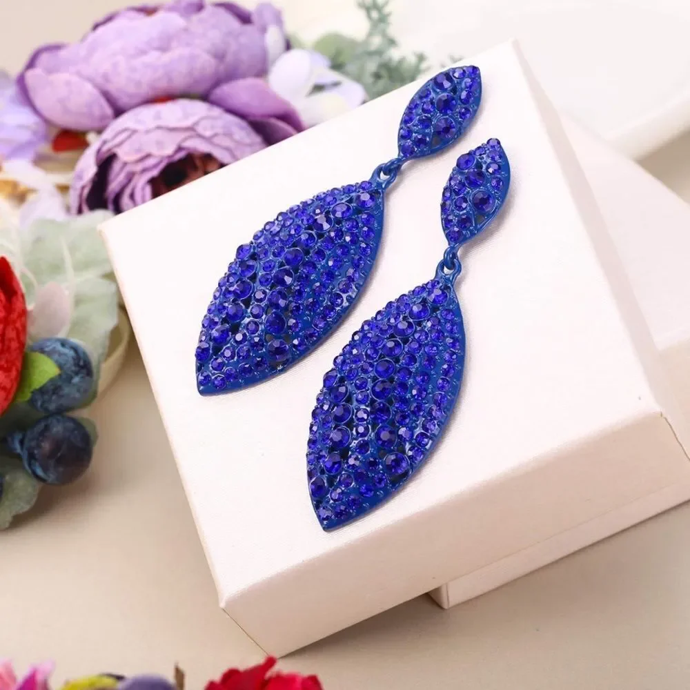 BijouStudios Earrings blue tone